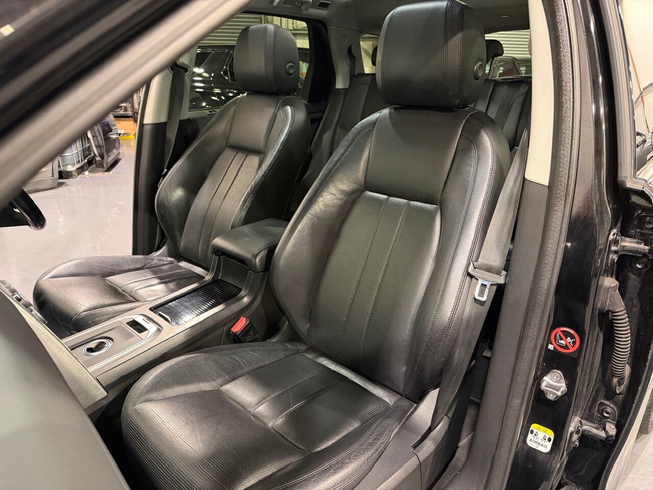 Used Land Rover Discovery Sport 2015 for sale - 77555124: Photo 8