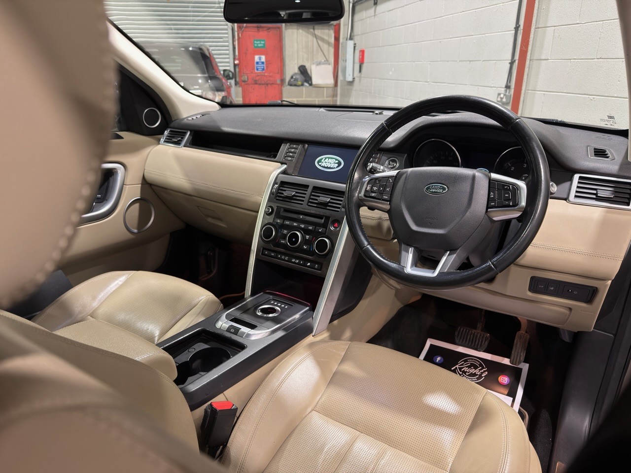 Used Land Rover Discovery Sport 2014 for sale - 77113109: Photo 24