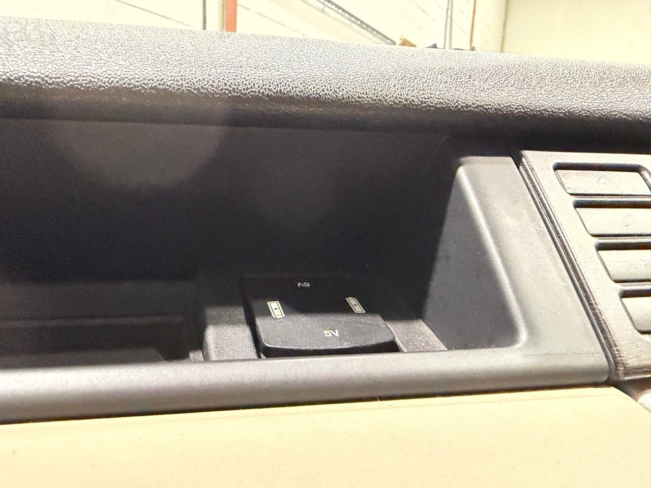 Used Land Rover Discovery Sport 2014 for sale - 77113109: Photo 30