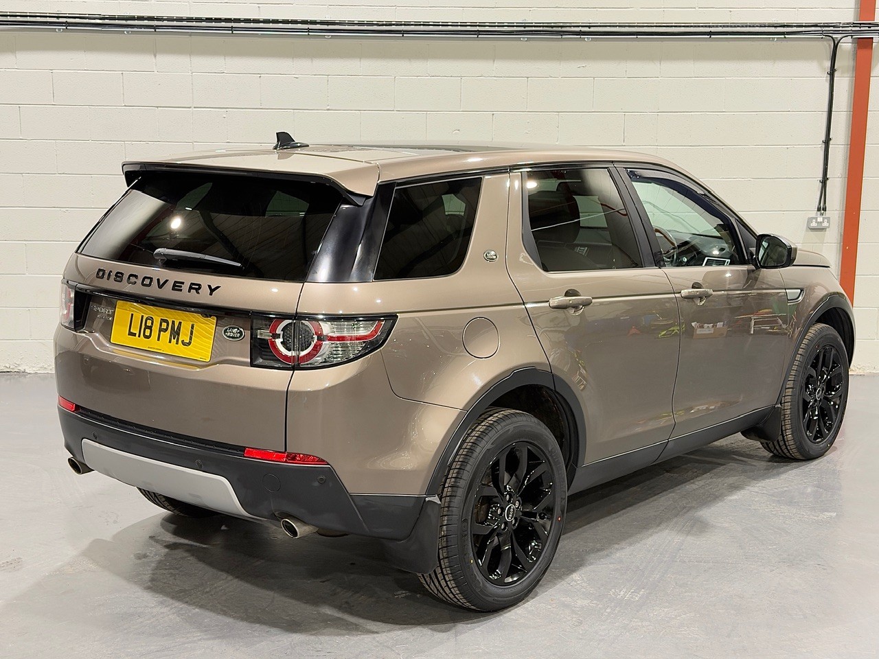 Used Land Rover Discovery Sport 2014 for sale - 77113109: Photo 8