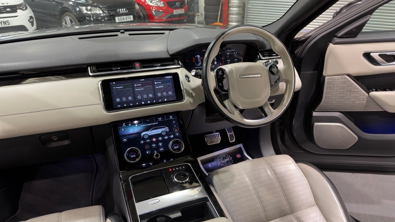Used Land Rover Range Rover Velar 2018 for sale - 78070470: Photo 15