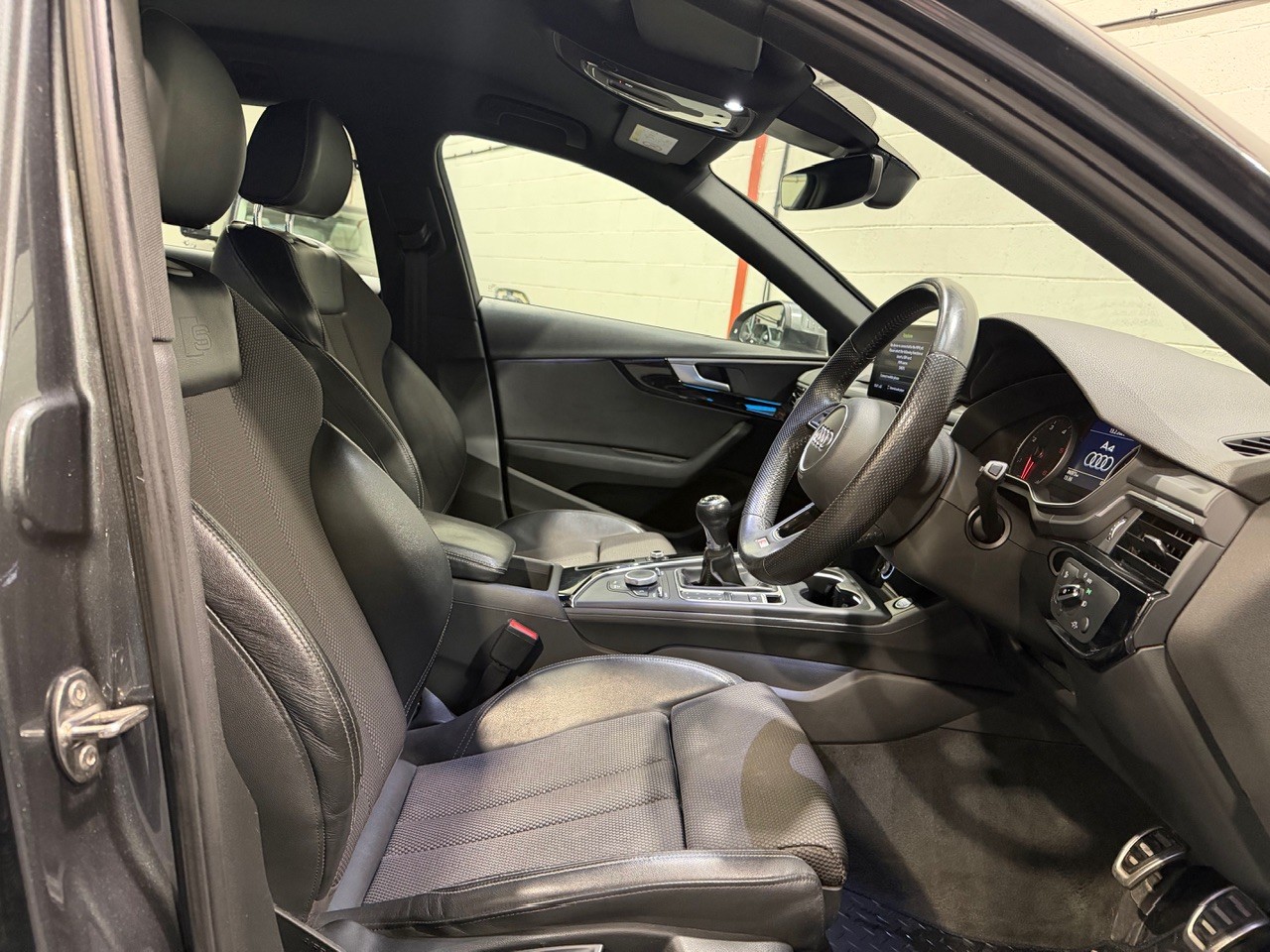 Used Audi A4 2017 for sale - 77548260: Photo 7