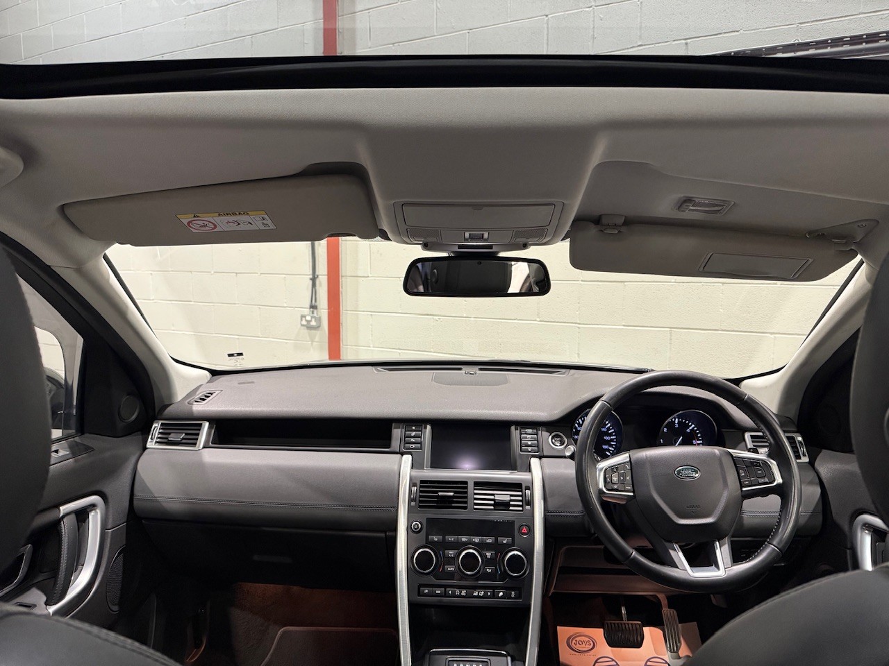 Used Land Rover Discovery Sport 2015 for sale - 76517759: Photo 11