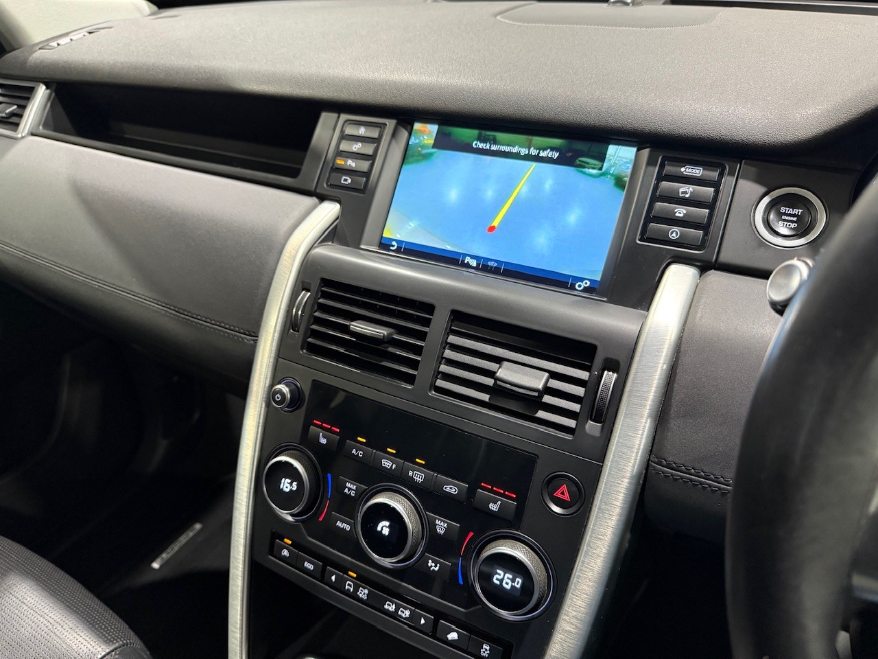 Used Land Rover Discovery Sport 2015 for sale - 76517759: Photo 17