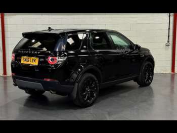 Used Land Rover Discovery Sport 2015 for sale - 75330144: Photo