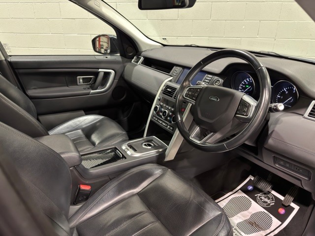 Used Land Rover Discovery Sport 2015 for sale - 77901283: Photo 13