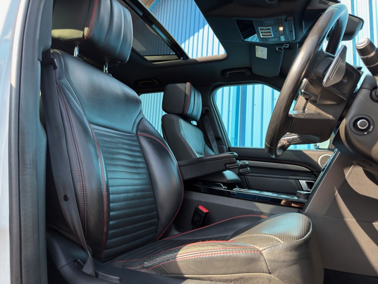 Used Land Rover Discovery 2018 for sale - 77979956: Photo 12