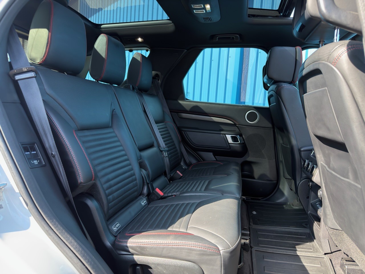 Used Land Rover Discovery 2018 for sale - 77979956: Photo 15