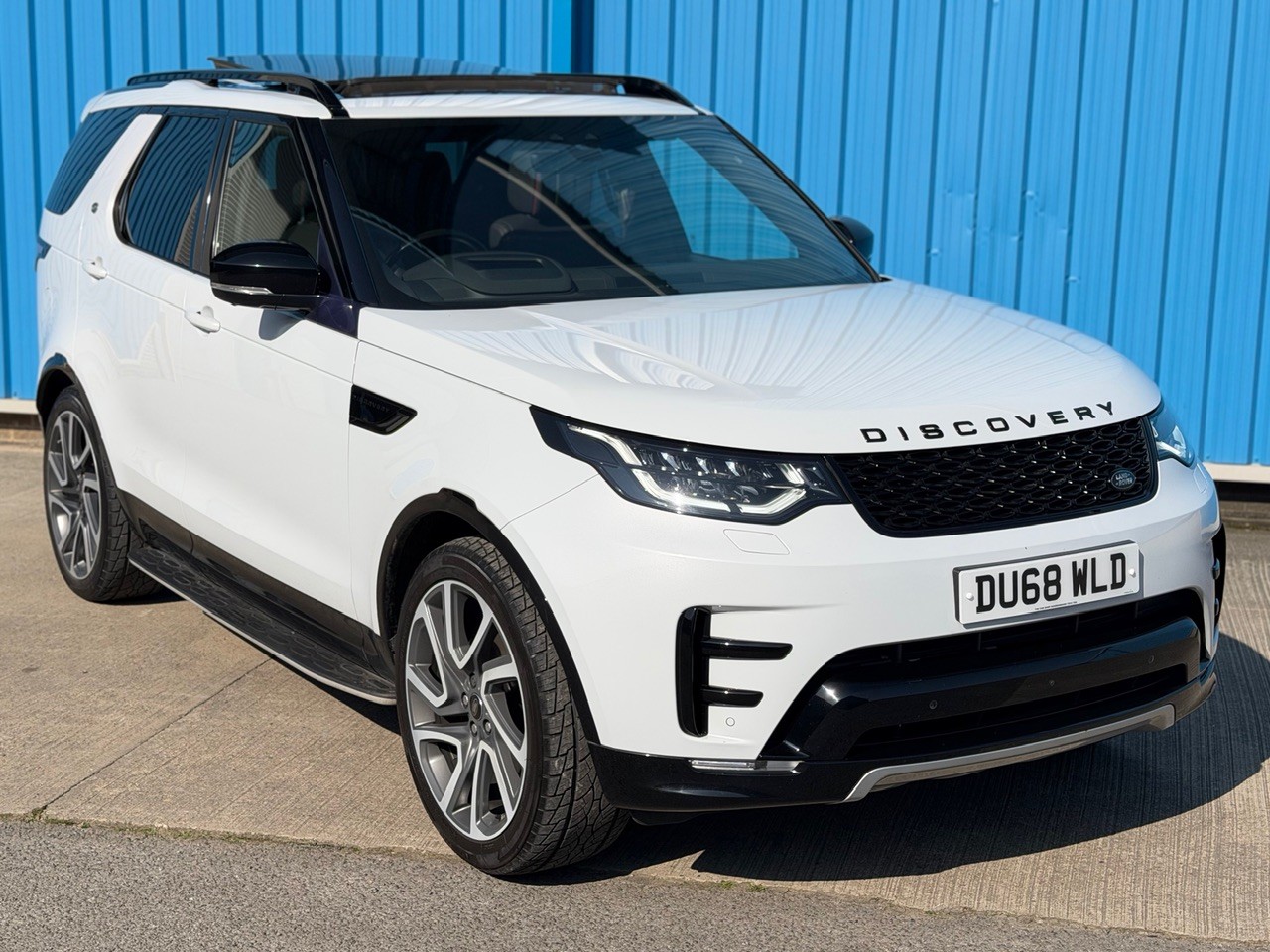Used Land Rover Discovery 2018 for sale - 77979956: Photo 2
