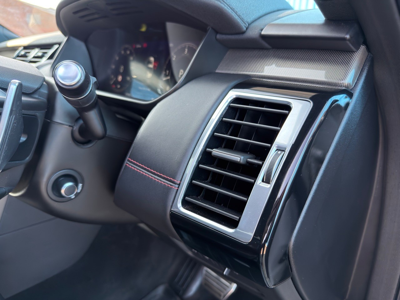 Used Land Rover Discovery 2018 for sale - 77979956: Photo 7