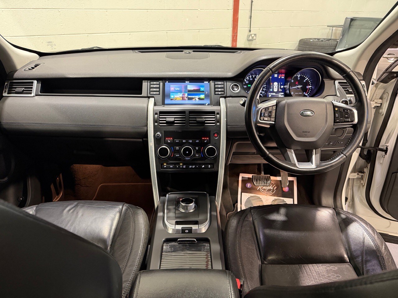 Used Land Rover Discovery Sport 2015 for sale - 77555098: Photo 11