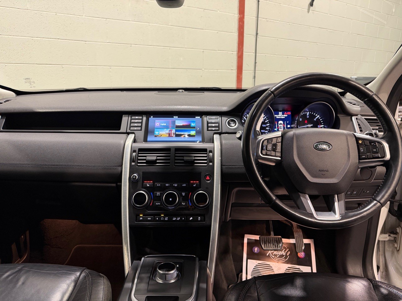 Used Land Rover Discovery Sport 2015 for sale - 77555098: Photo 5