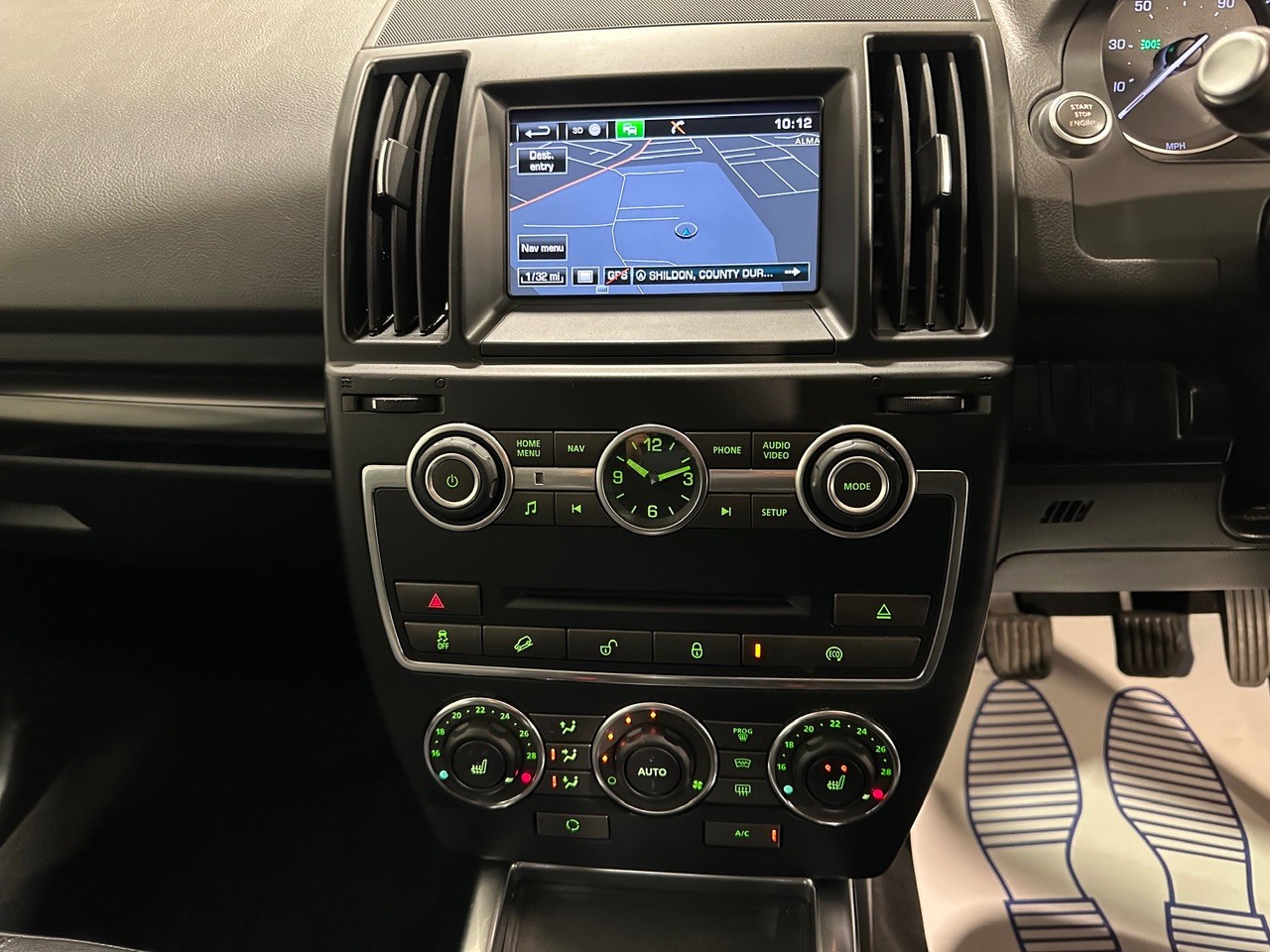 Used Land Rover Freelander 2 2014 for sale - 76791575: Photo 16