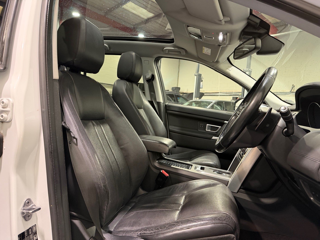 Used Land Rover Discovery Sport 2015 for sale - 77548246: Photo 11