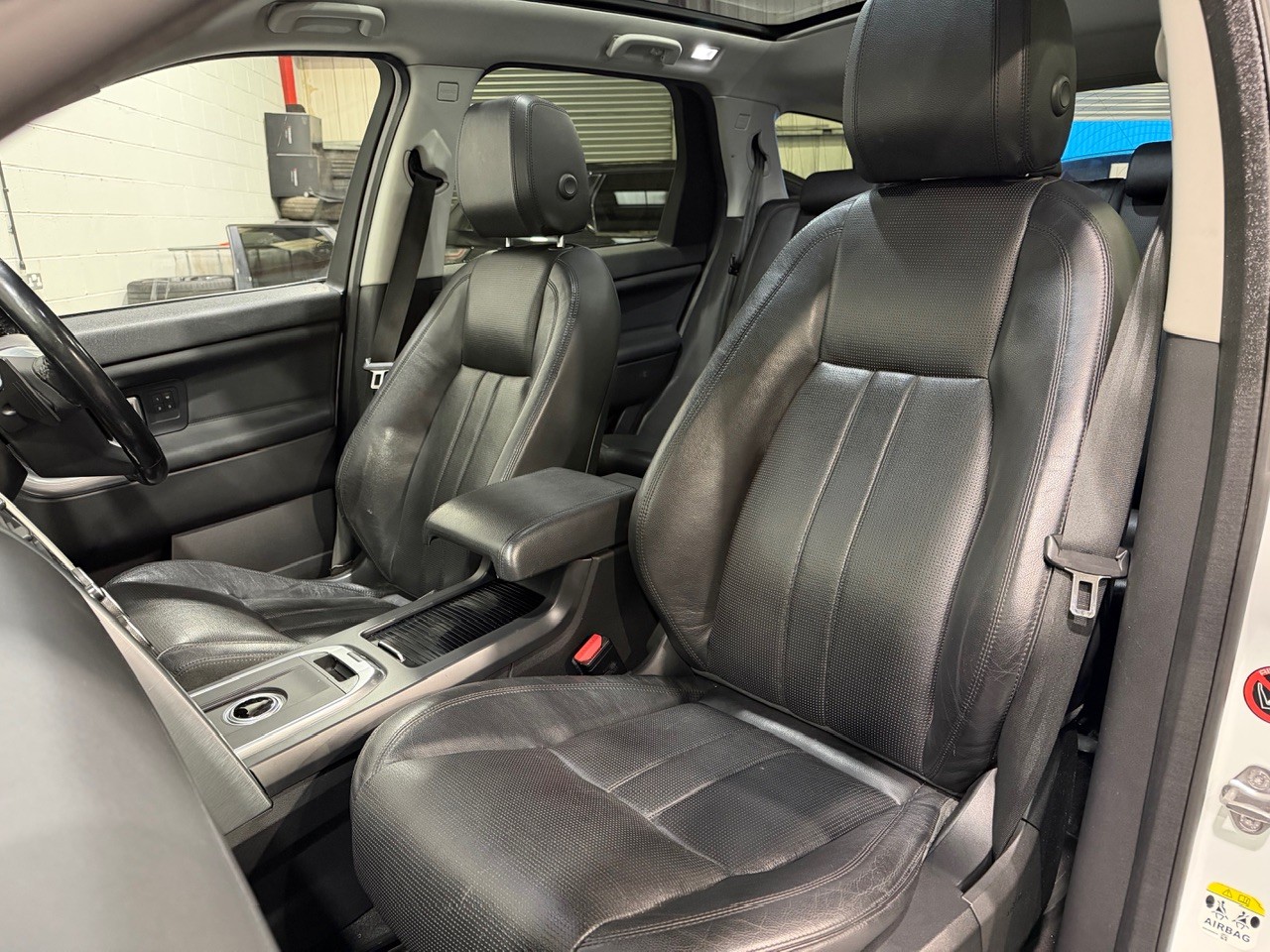 Used Land Rover Discovery Sport 2015 for sale - 77548246: Photo 12