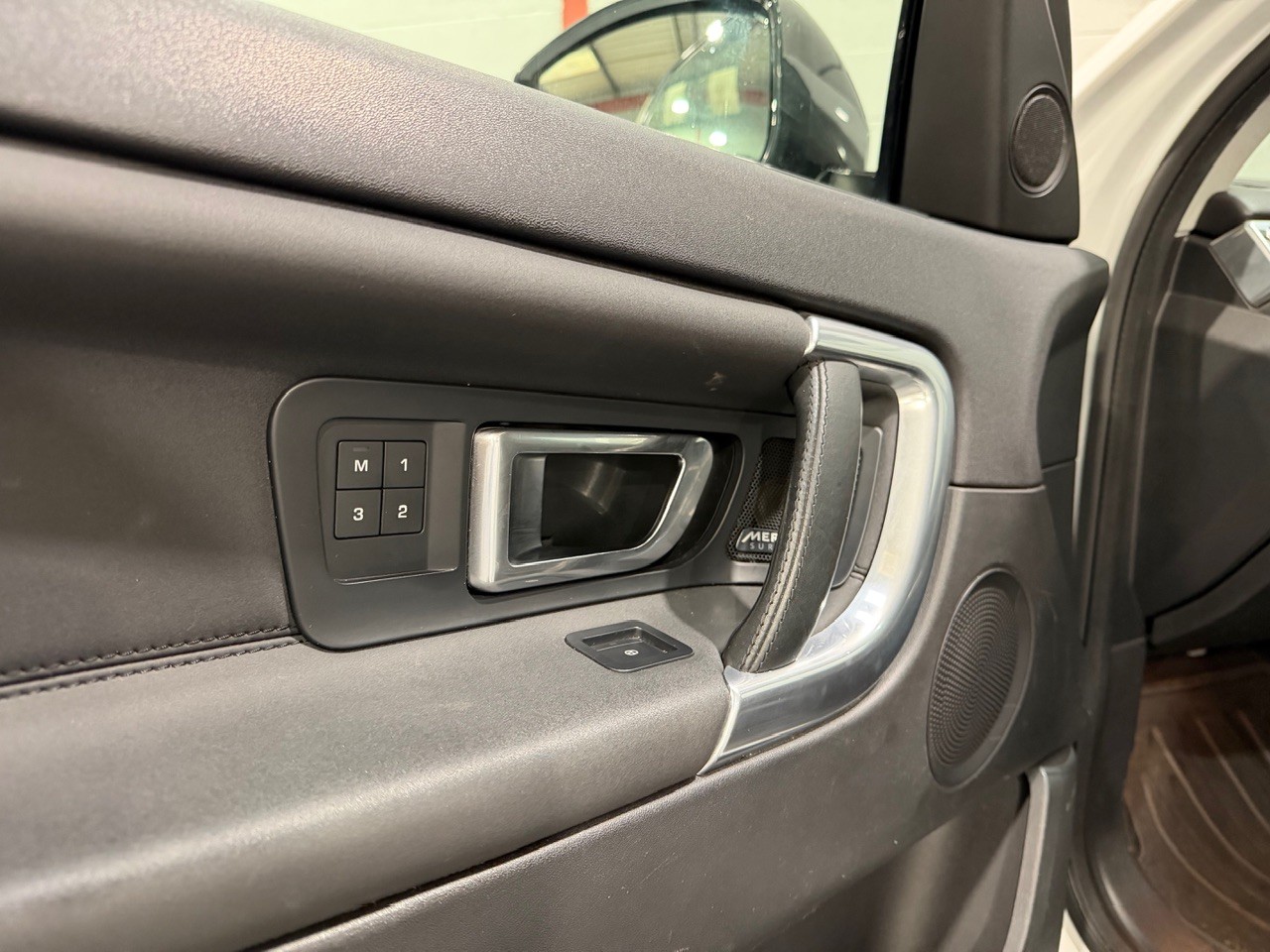 Used Land Rover Discovery Sport 2015 for sale - 77548246: Photo 17