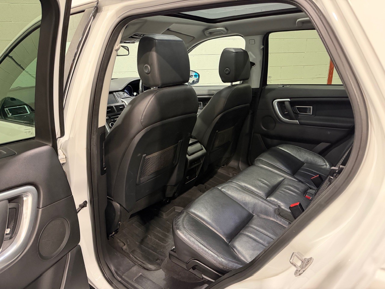 Used Land Rover Discovery Sport 2015 for sale - 77548246: Photo 19