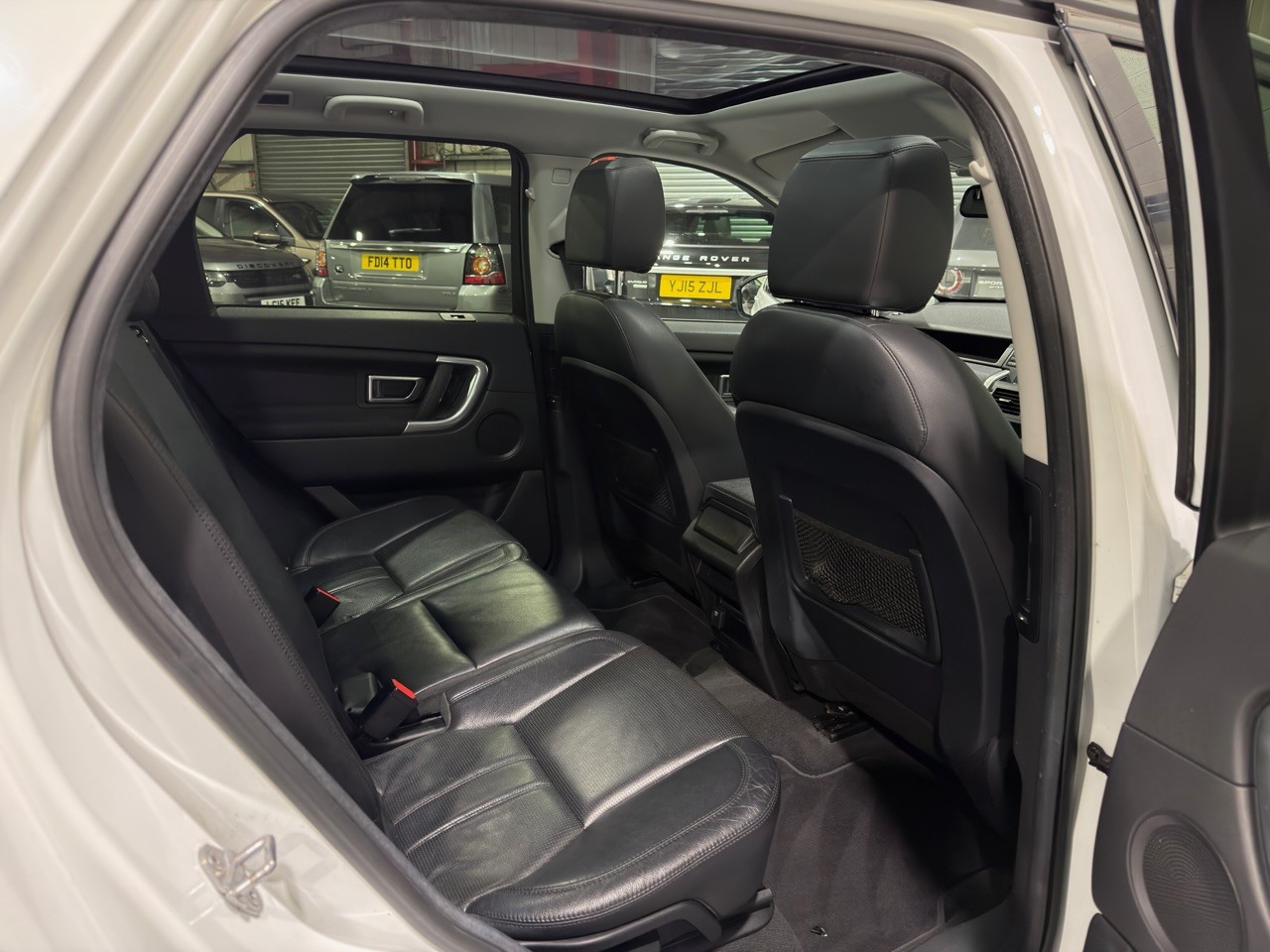 Used Land Rover Discovery Sport 2015 for sale - 77113108: Photo 17