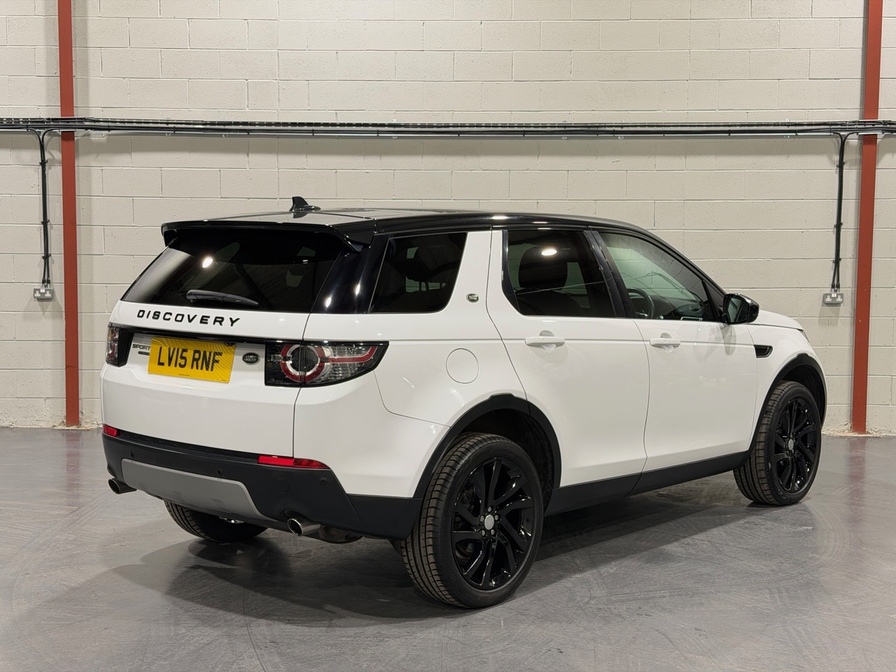 Used Land Rover Discovery Sport 2015 for sale - 77113108: Photo 6