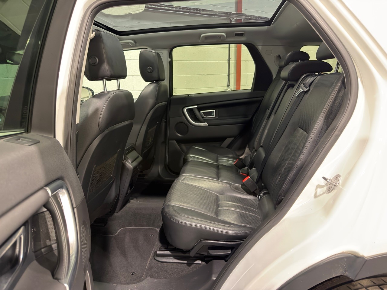 Used Land Rover Discovery Sport 2015 for sale - 77113108: Photo 9