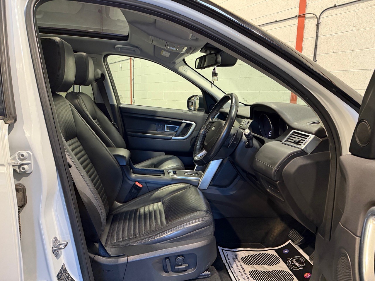 Used Land Rover Discovery Sport 2015 for sale - 78077808: Photo 13