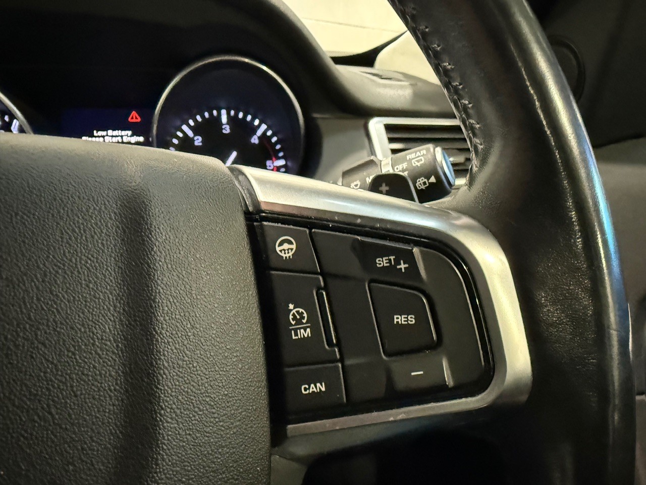 Used Land Rover Discovery Sport 2015 for sale - 78077808: Photo 14