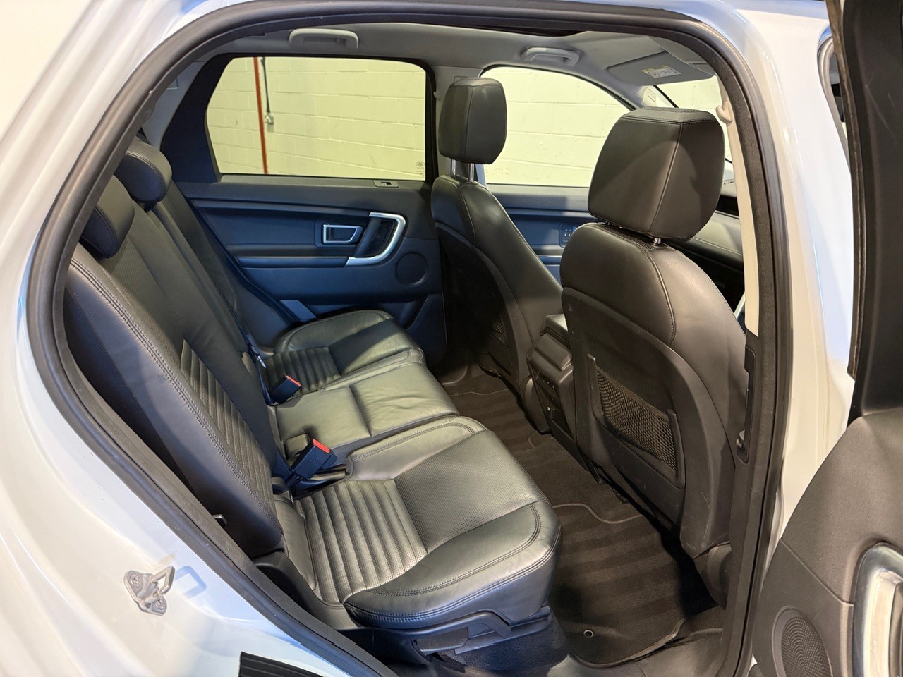 Used Land Rover Discovery Sport 2015 for sale - 78077808: Photo 16