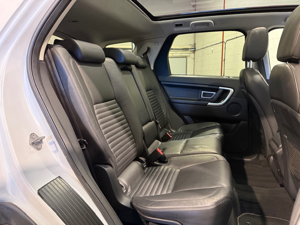 Used Land Rover Discovery Sport 2015 for sale - 76624453: Photo 19