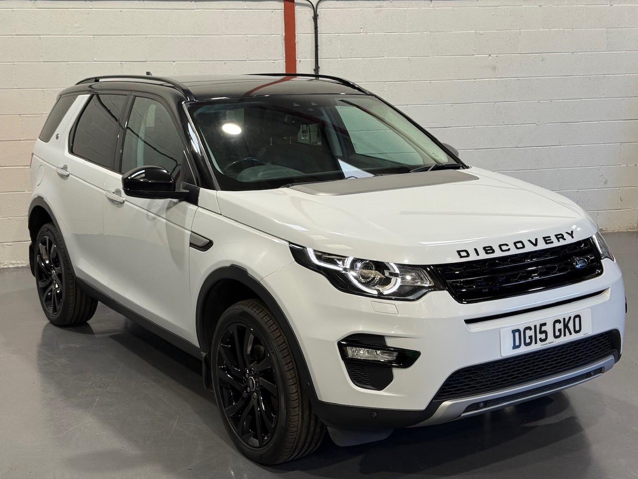 Used Land Rover Discovery Sport 2015 for sale - 76624453: Photo 6