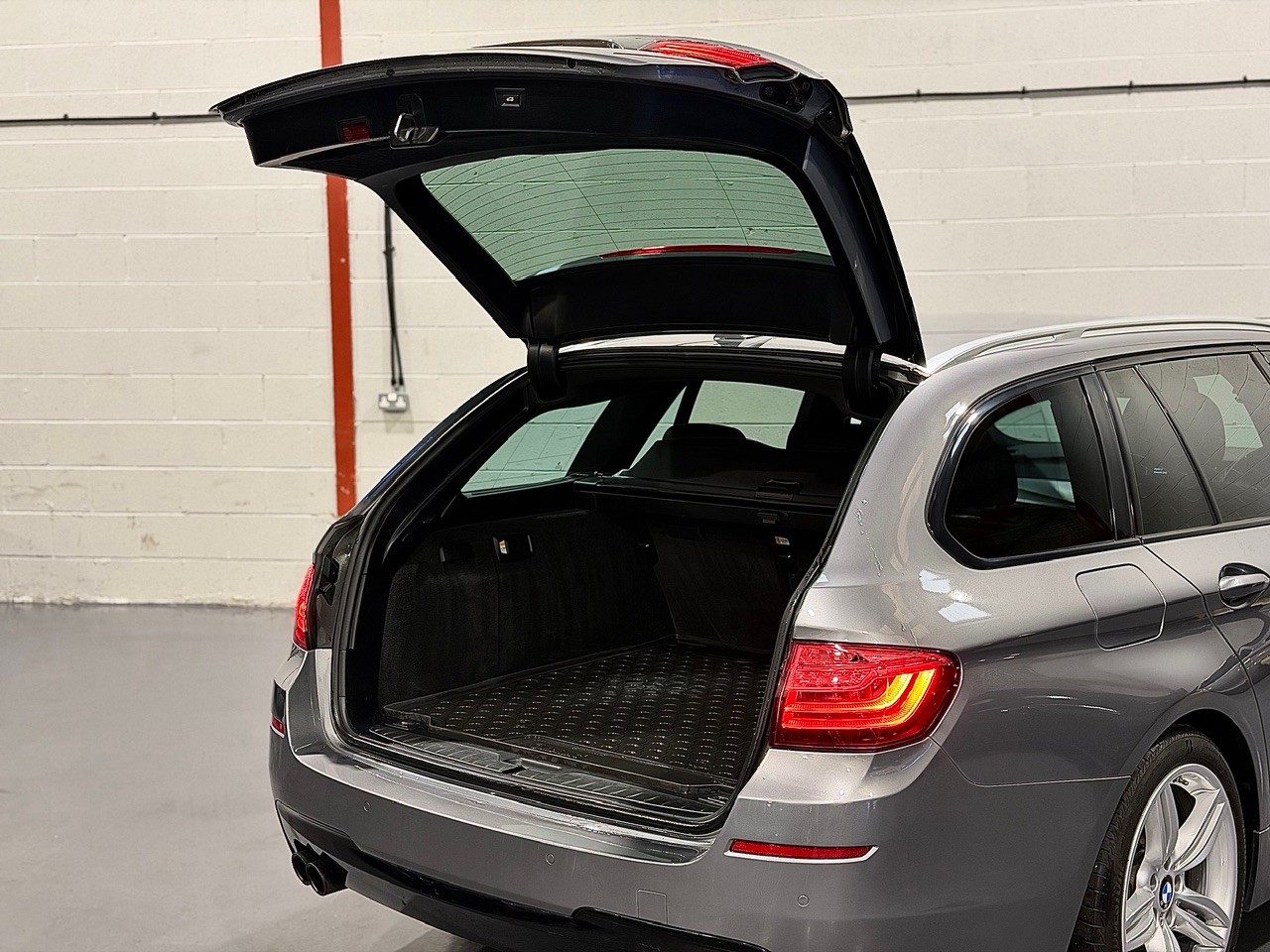 Used BMW 5 Series 2015 for sale - 77555092: Photo 8