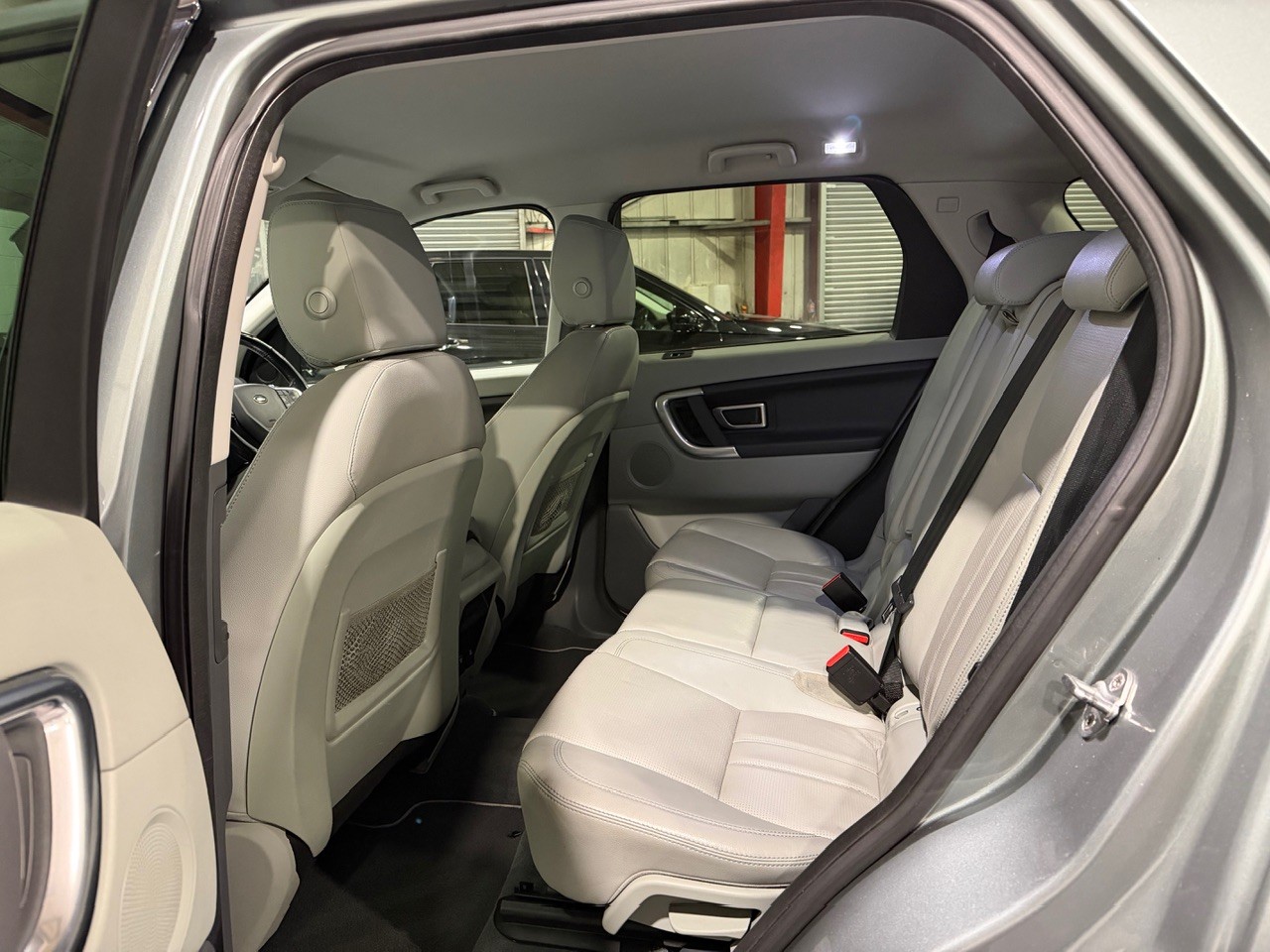 Used Land Rover Discovery Sport 2015 for sale - 77555115: Photo 12