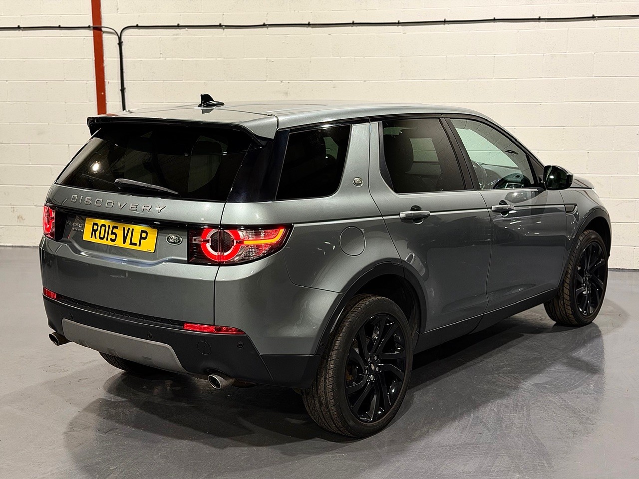 Used Land Rover Discovery Sport 2015 for sale - 77555115: Photo 3