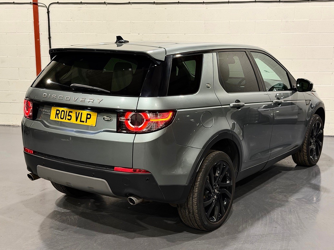 Used Land Rover Discovery Sport 2015 for sale - 77555115: Photo 5