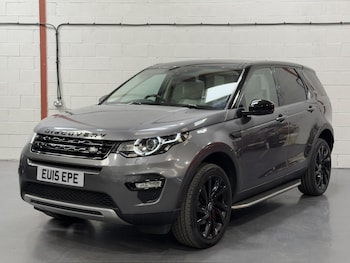 Used Land Rover Discovery Sport 2015 for sale - 79340865: Photo