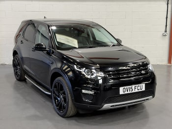 Used Land Rover Discovery Sport 2015 for sale - 79234760: Photo