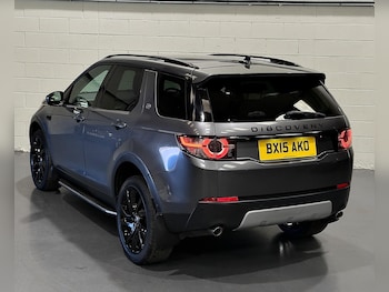 Used Land Rover Discovery Sport 2015 for sale - 75820858: Photo