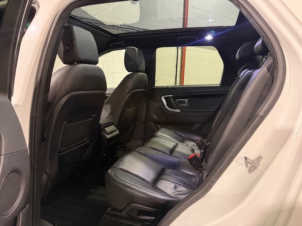 Used Land Rover Discovery Sport 2015 for sale - 76319457: Photo 10