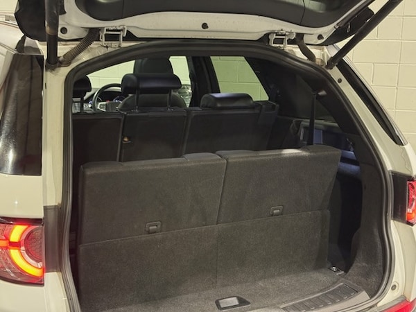 Used Land Rover Discovery Sport 2015 for sale - 76319457: Photo 14