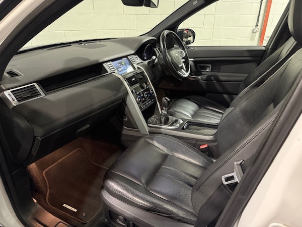 Used Land Rover Discovery Sport 2015 for sale - 76319457: Photo 18