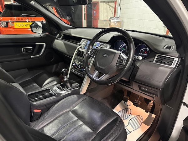 Used Land Rover Discovery Sport 2015 for sale - 76319457: Photo 8