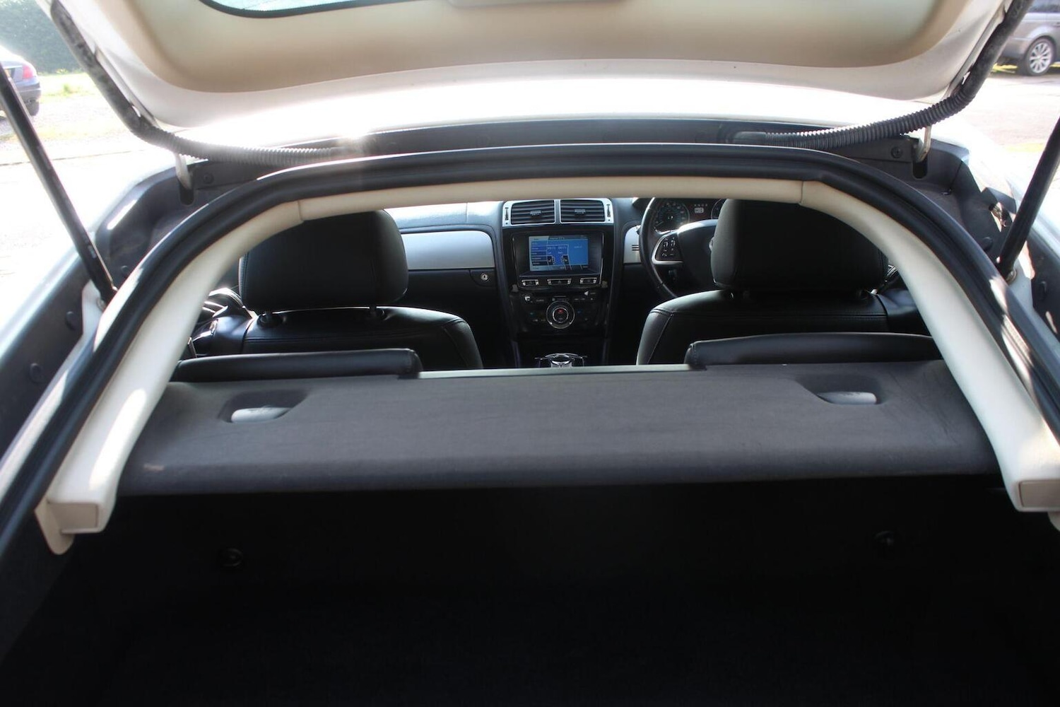 Used Jaguar XK 2012 for sale - 77663368: Photo 27