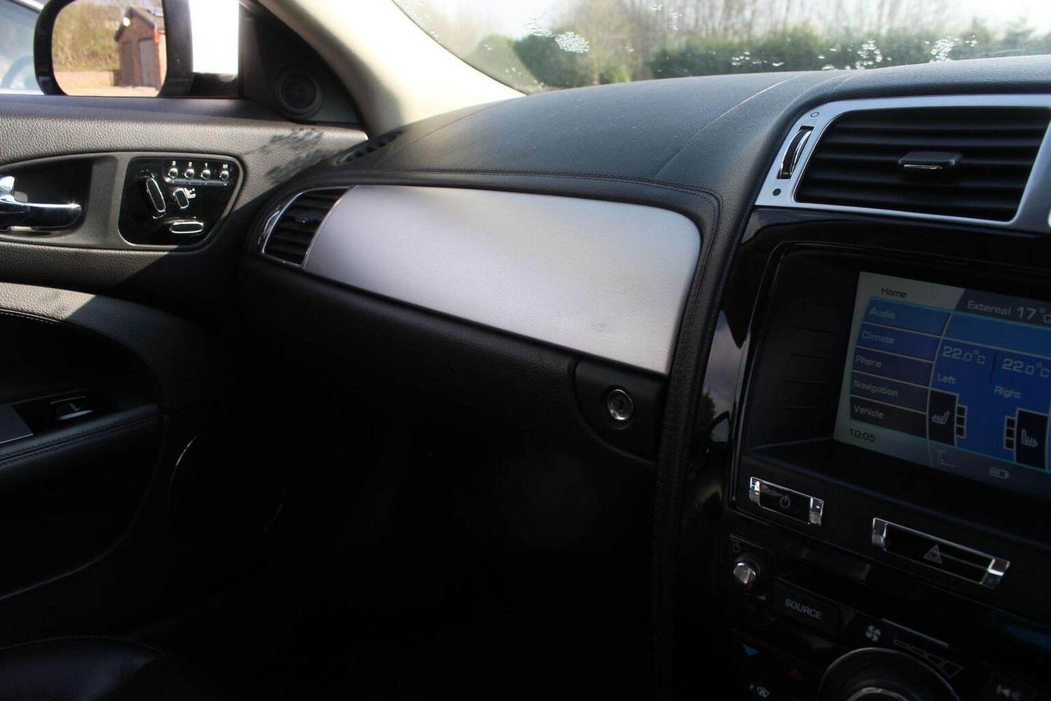 Used Jaguar XK 2012 for sale - 77663368: Photo 31