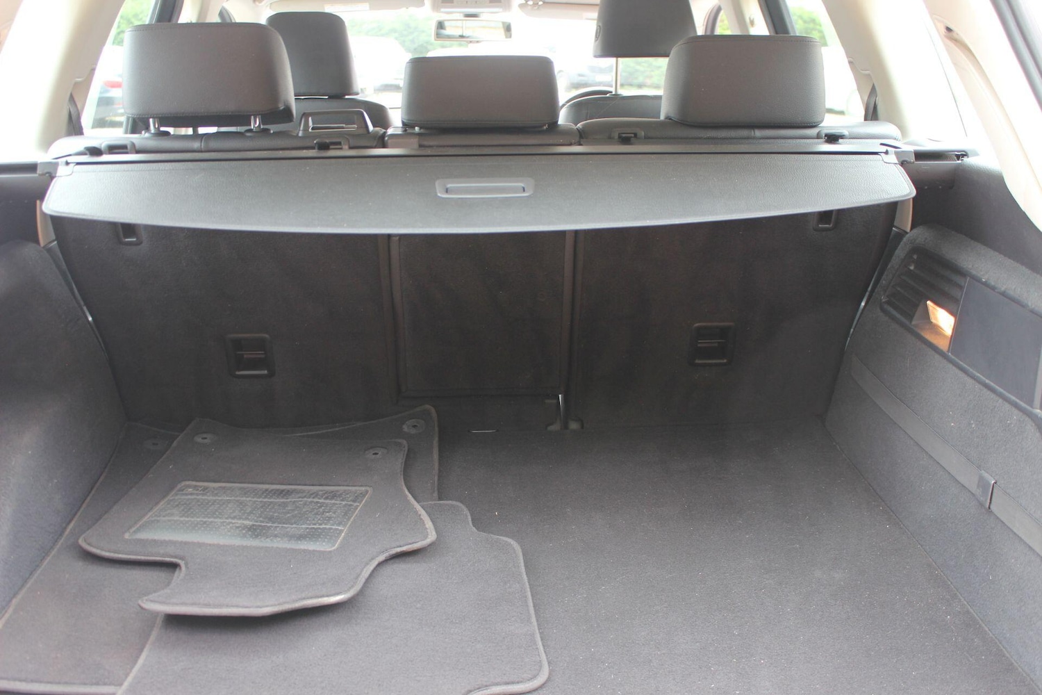 Used Volkswagen Touareg 2015 for sale - 76989145: Photo 18