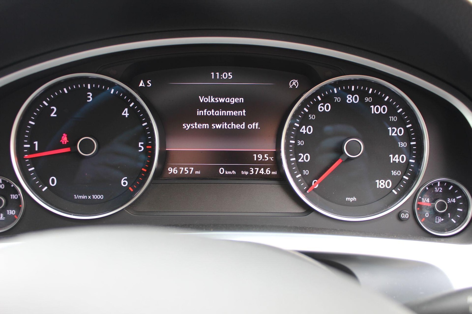 Used Volkswagen Touareg 2015 for sale - 76989145: Photo 22