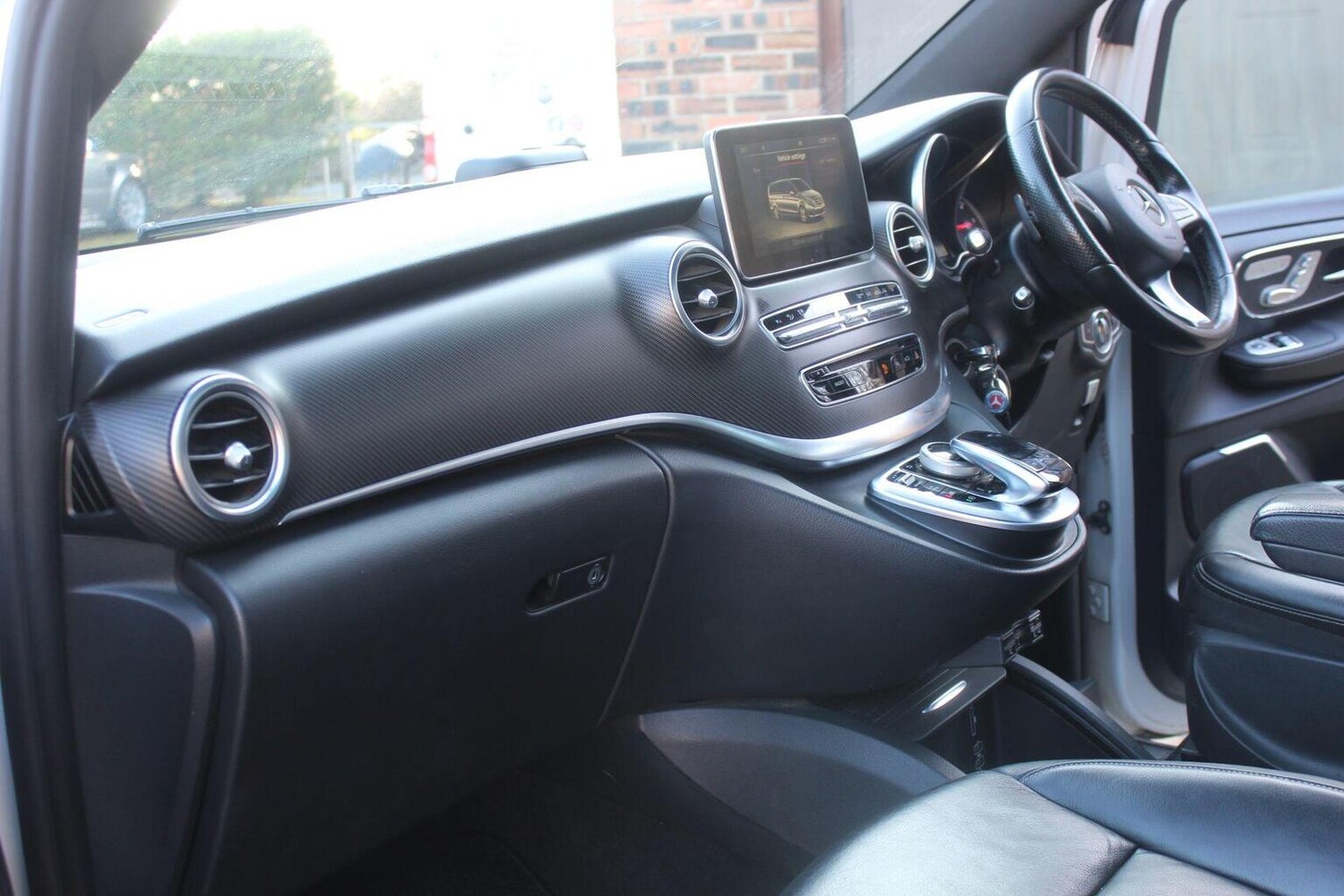 Used Mercedes-Benz V-Class 2024 for sale - 78219560: Photo 29