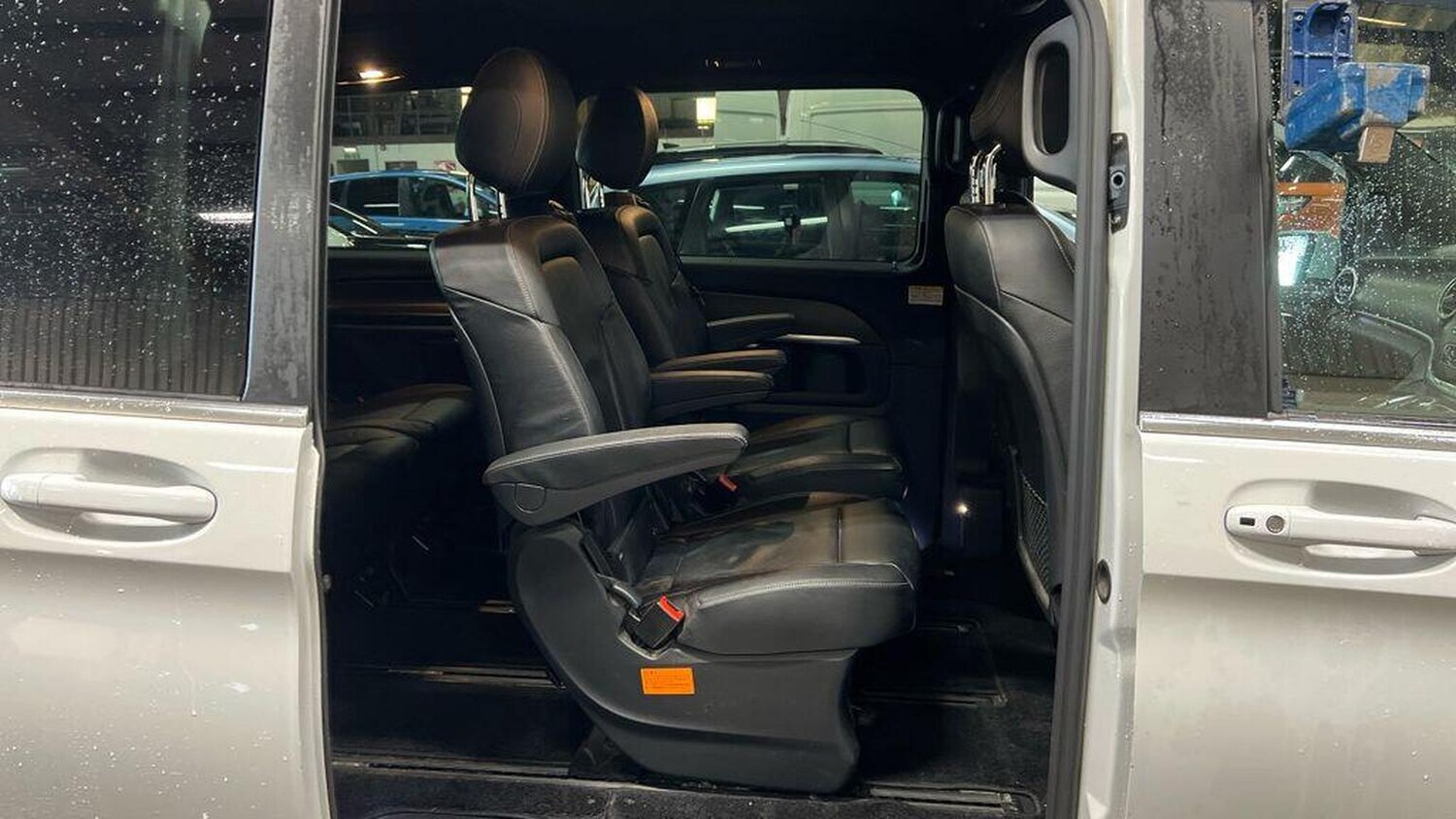 Used Mercedes-Benz V-Class 2024 for sale - 78219560: Photo 34