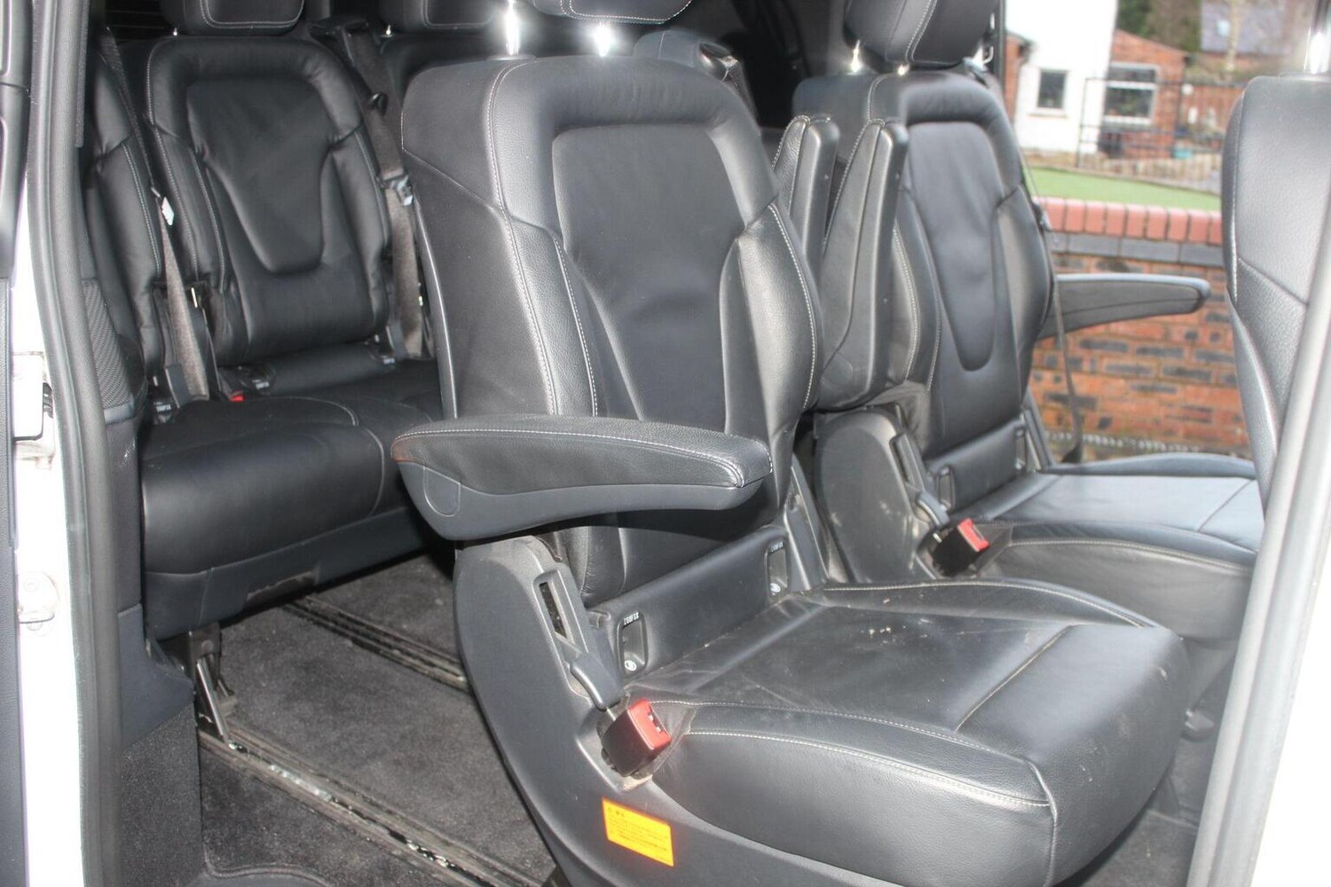 Used Mercedes-Benz V-Class 2024 for sale - 78219560: Photo 35