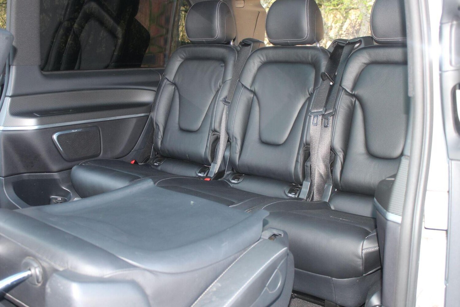 Used Mercedes-Benz V-Class 2024 for sale - 78219560: Photo 38