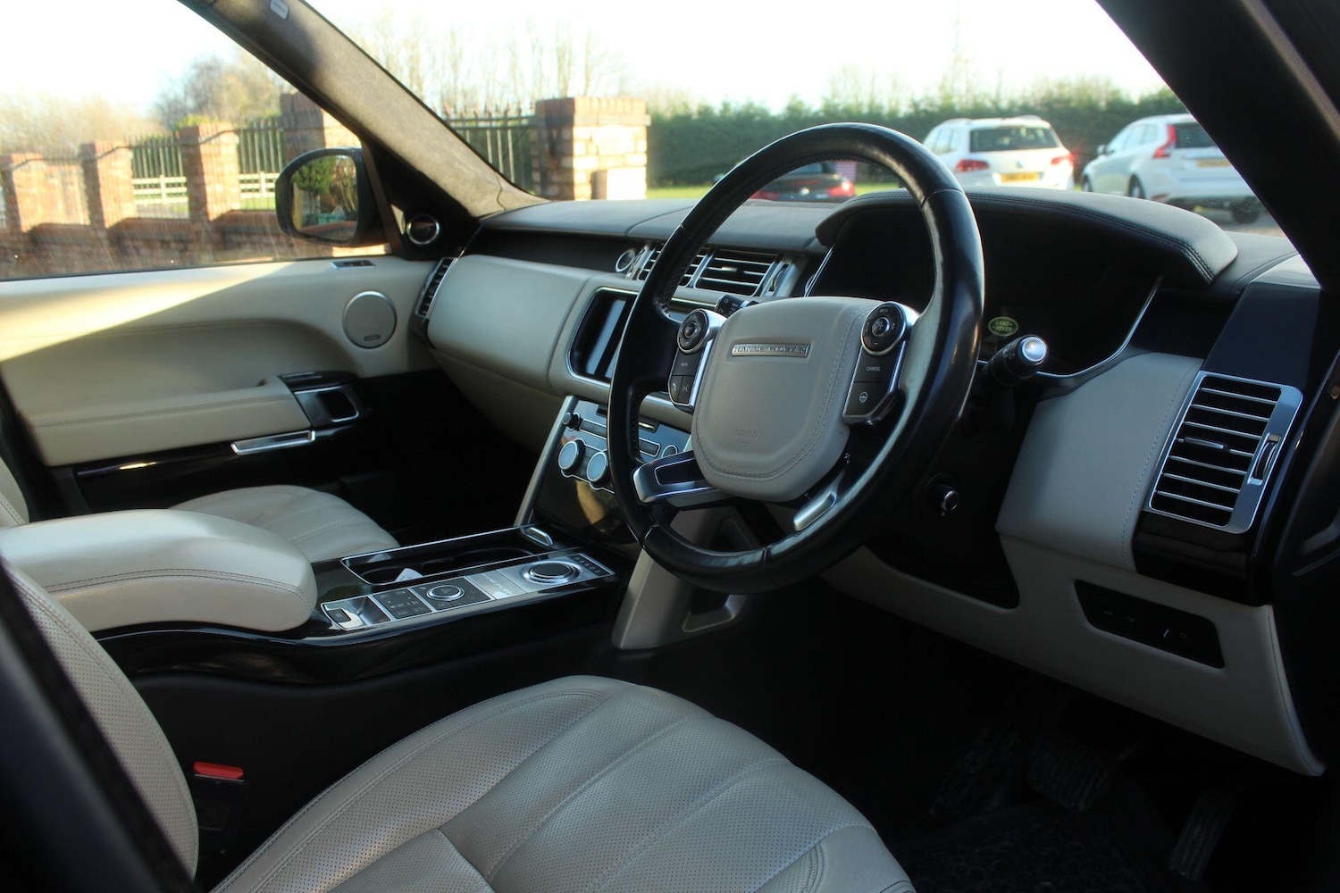 Used Land Rover Range Rover 2015 for sale - 76964846: Photo 16