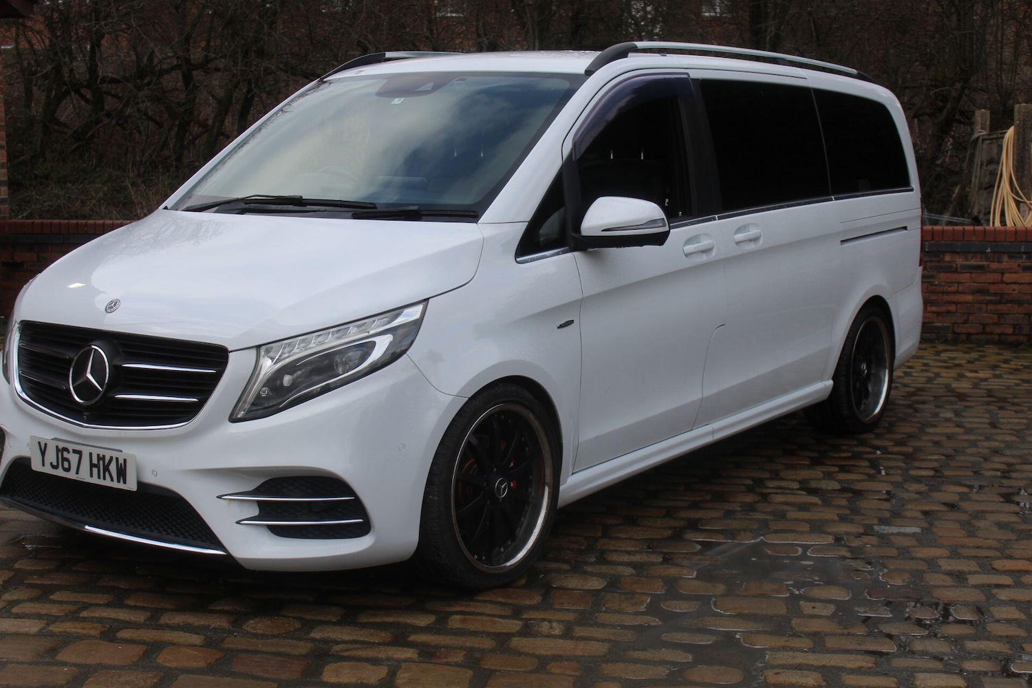 Used Mercedes-Benz V-Class 2017 for sale - 77663372: Photo 18